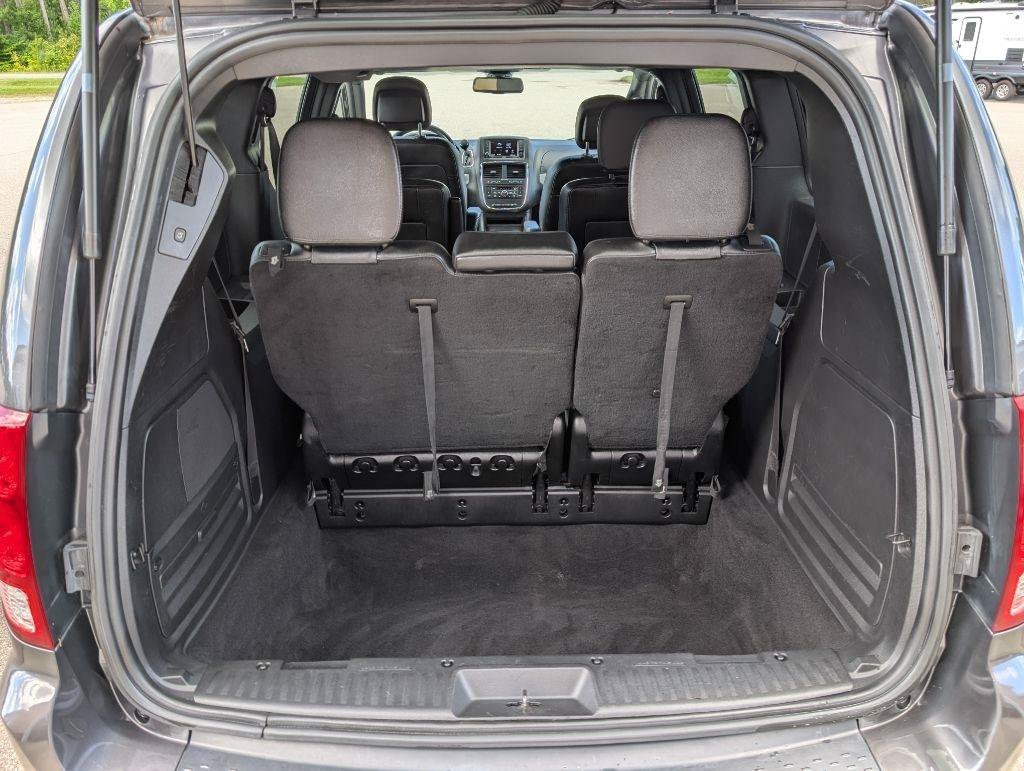 Used 2019 Dodge Grand Caravan GT FWD image 16