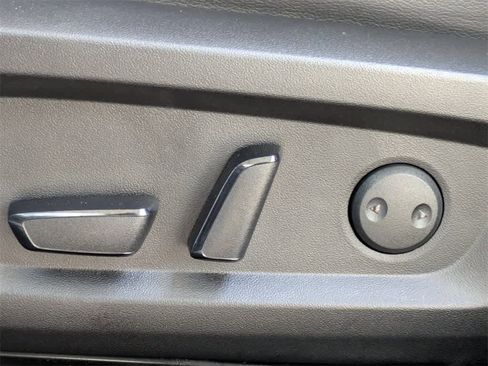 Used 2022 Mitsubishi Outlander SEL image 25