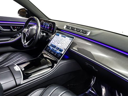 Used 2023 Mercedes-Benz S 500 4MATIC image 16