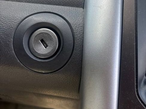 Used 2013 Ford Edge SEL FWD image 15