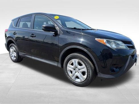 Used 2015 Toyota RAV4 LE AWD/4WD image 8