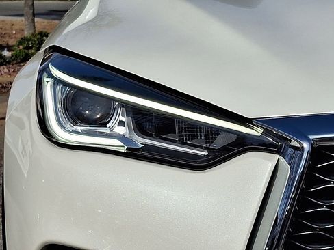 Used 2022 INFINITI QX50 Luxe image 9