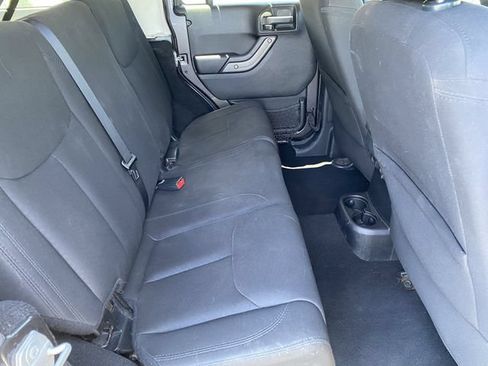 Used 2016 Jeep Wrangler Unlimited Sport w/ Quick Order Package 24S AWD/4WD image 11