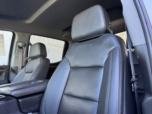 Certified 2025 GMC Sierra 1500 SLT AWD/4WD image 14
