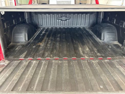 Used 2022 Chevrolet Silverado 1500 LT Trail Boss w/ Convenience Package II image 33