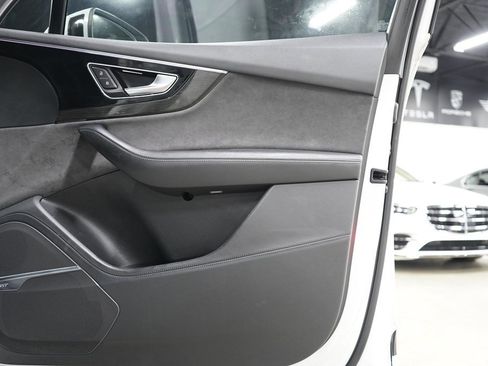 Used 2017 Audi Q7 3.0T Prestige w/ Prestige Package AWD/4WD image 23