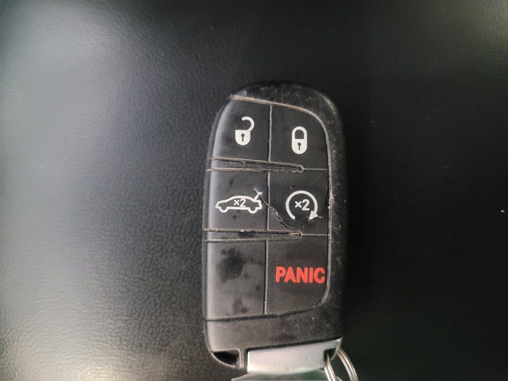 Used 2019 Dodge Journey Crossroad FWD image 32