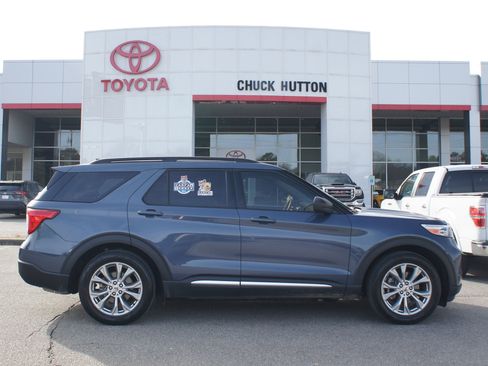 Used 2021 Ford Explorer XLT w/ Equipment Group 202A image 1