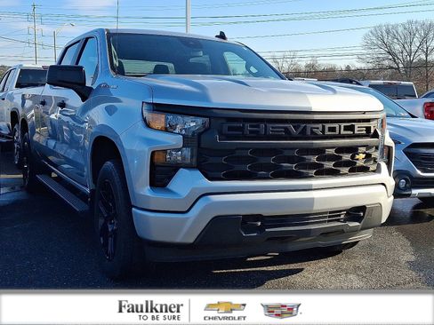 Certified 2022 Chevrolet Silverado 1500 Custom image 1