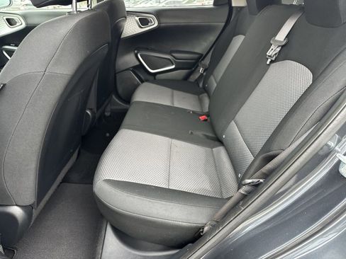 Used 2022 Kia Soul LX w/ Technology Package image 22