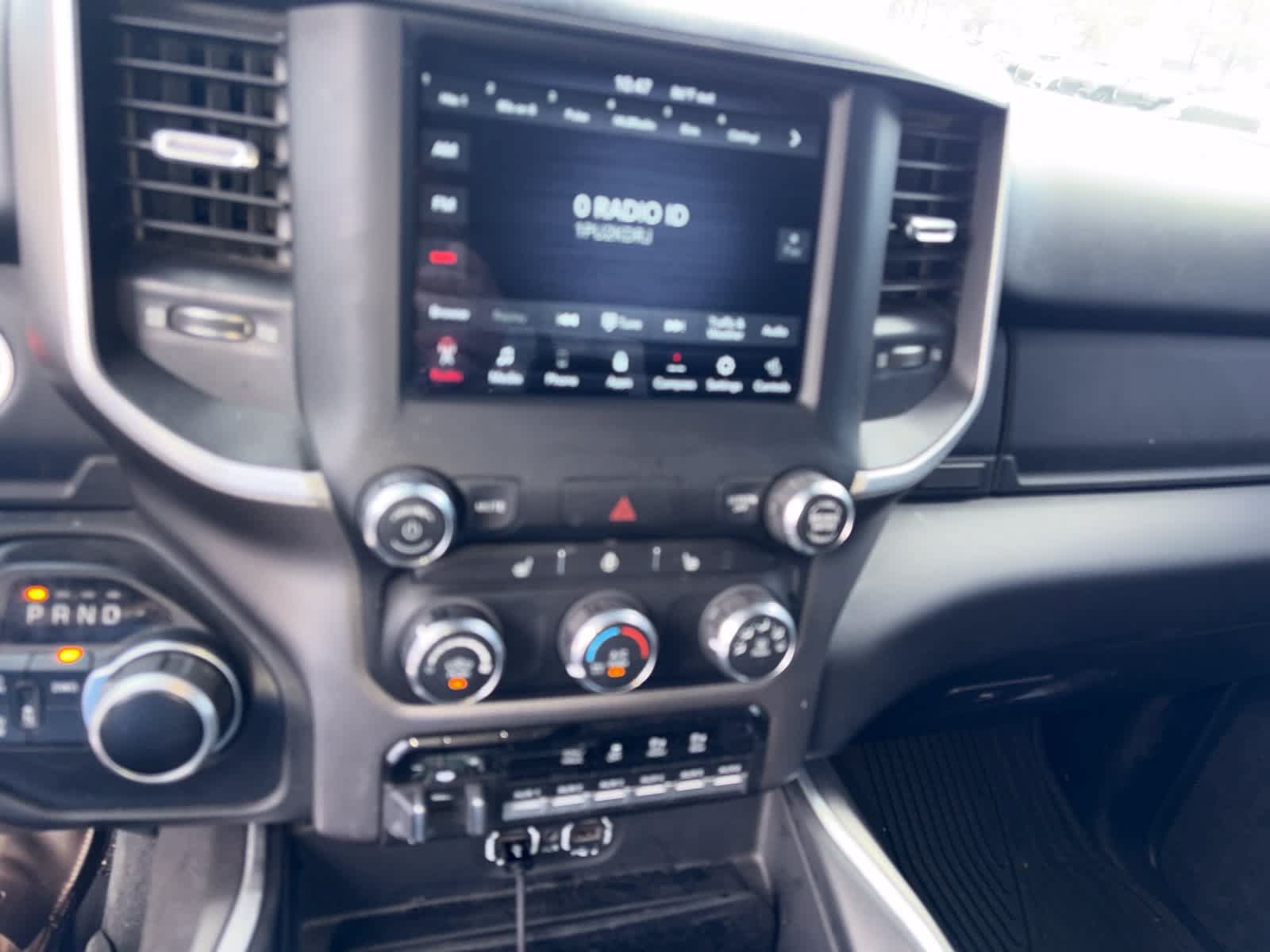 Used 2020 RAM 2500 Big Horn w/ Night Edition AWD/4WD image 16