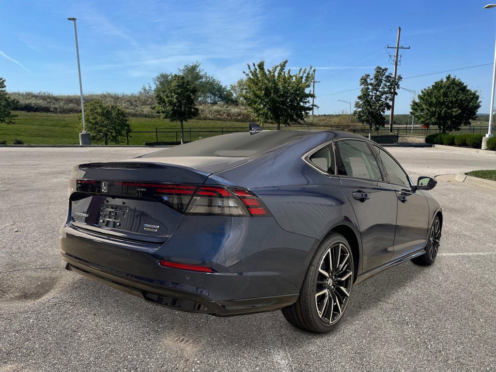 New 2026 Honda Accord Touring image 8