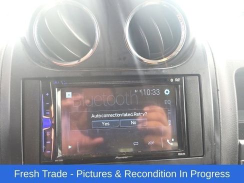 Used 2016 Jeep Patriot Sport w/ Power Value Group AWD/4WD image 15