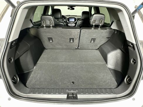 Used 2019 GMC Terrain SLT w/ Preferred Package FWD image 26