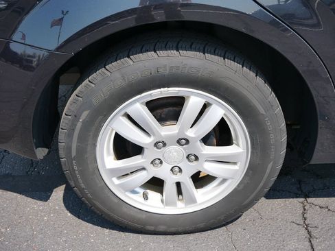 Used 2013 Chevrolet Sonic LT FWD image 10