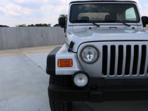 Used 2003 Jeep Wrangler Rubicon AWD/4WD image 64