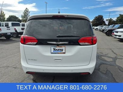 New 2026 Chrysler Voyager LX