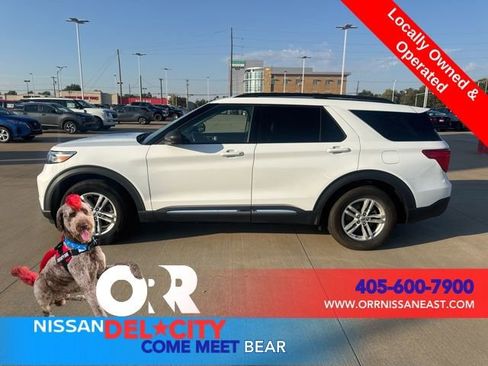 Used 2023 Ford Explorer XLT w/ Equipment Group 202A image 2