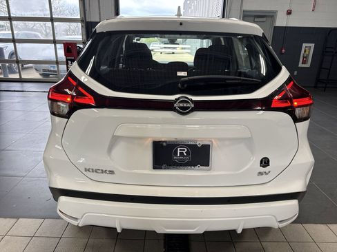 Certified 2024 Nissan Kicks SV FWD image 38
