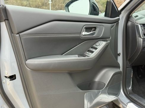 New 2026 Nissan Rogue SV image 22