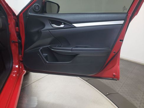 Used 2020 Honda Civic Sport image 36