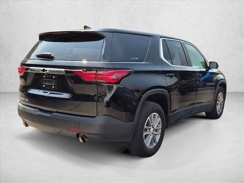Used 2023 Chevrolet Traverse LS AWD/4WD image 4