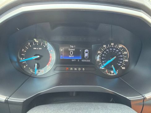Used 2017 Ford Edge SEL AWD/4WD image 19