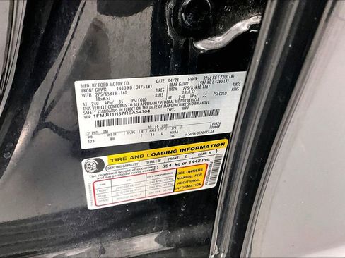 Used 2024 Ford Expedition XLT RWD image 34