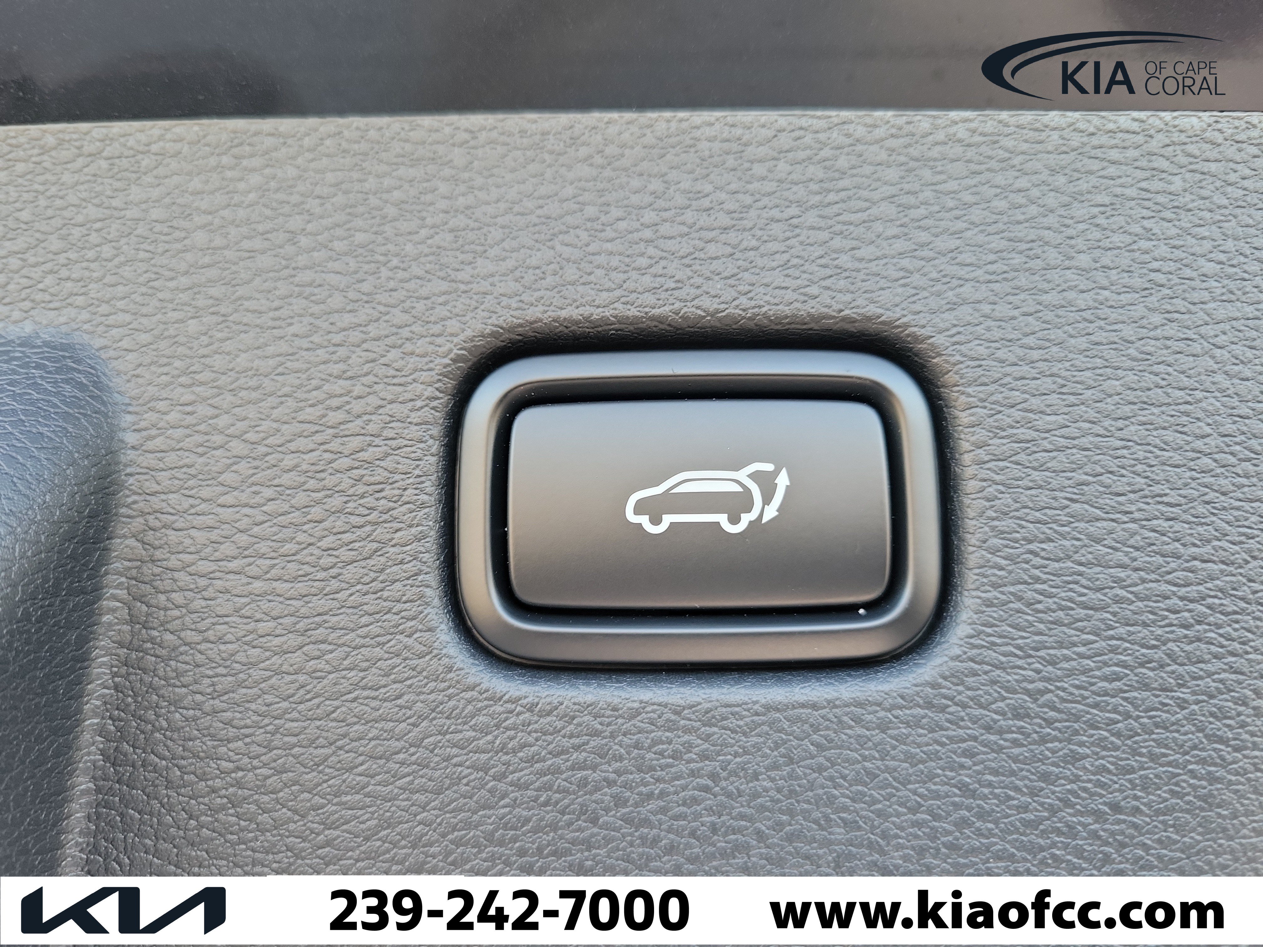 New 2027 Kia Sportage SX FWD image 10