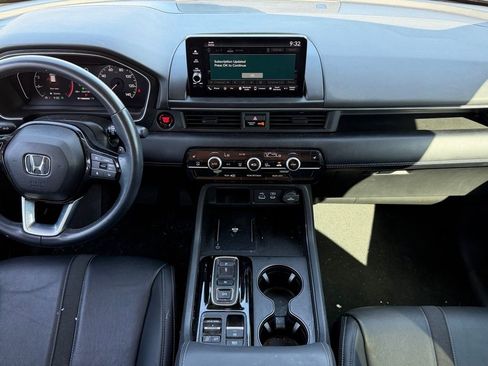 Used 2023 Honda Pilot EX-L image 10