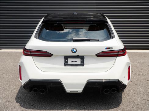 Used 2026 BMW M5 Touring w/ M Driver's Package AWD/4WD image 28