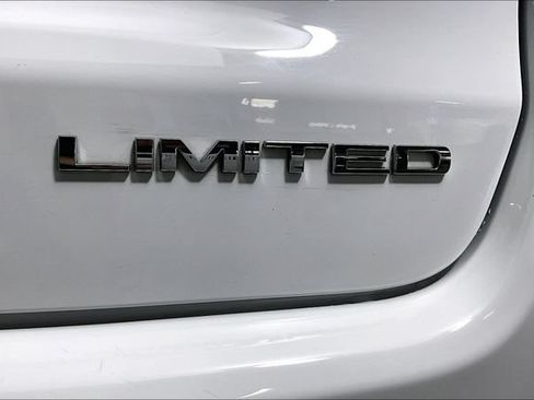Used 2025 Jeep Compass Limited AWD/4WD image 14