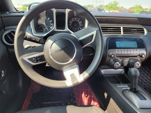 Used 2010 Chevrolet Camaro LT RWD image 29