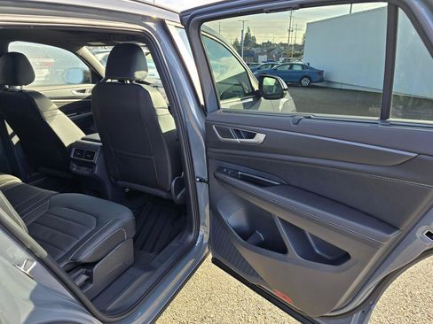 New 2026 Volkswagen Atlas Cross Sport SEL R-Line AWD/4WD image 35
