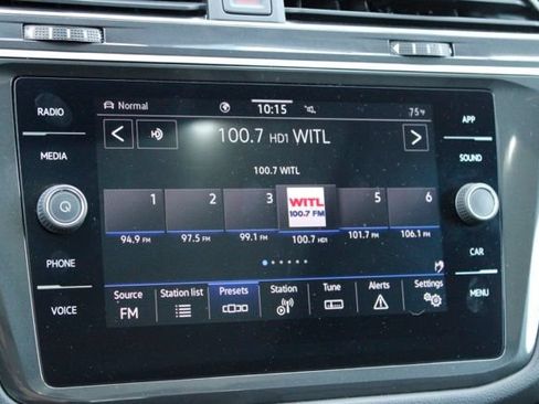 Used 2024 Volkswagen Tiguan SE w/ Panoramic Sunroof Package AWD/4WD image 24