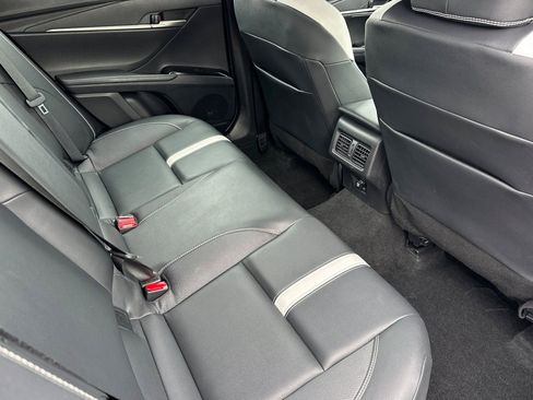 Certified 2025 Toyota Camry SE w/ Convenience Package image 18