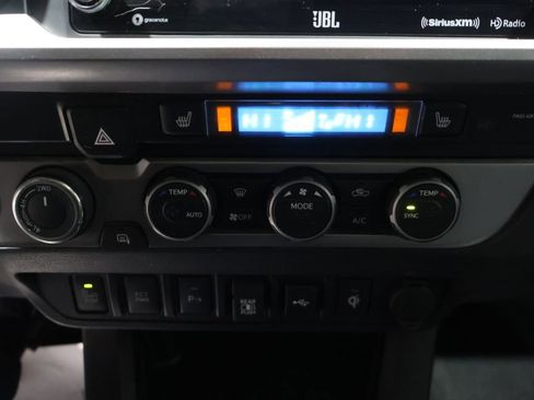 Used 2023 Toyota Tacoma Limited image 30