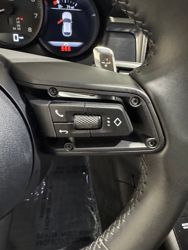 Used 2022 Porsche Macan GTS AWD/4WD image 17
