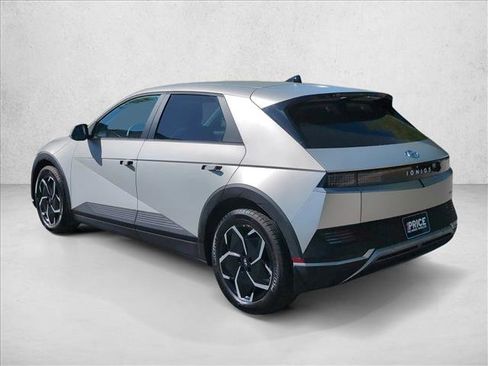 Certified 2024 Hyundai Ioniq 5 SEL image 8