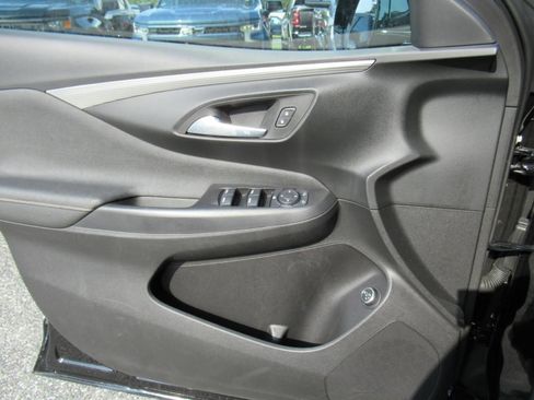 Used 2024 Buick Envista Avenir FWD image 19