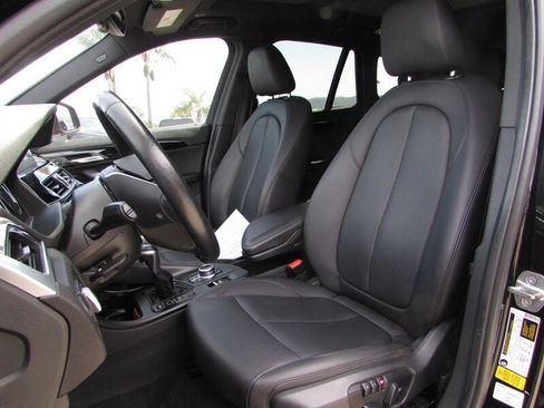 Used 2019 BMW X1 sDrive28i w/ Convenience Package FWD image 12