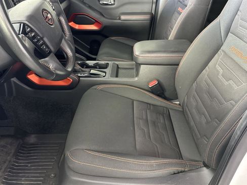 Used 2024 Nissan Frontier PRO-4X w/ Technology Package image 12