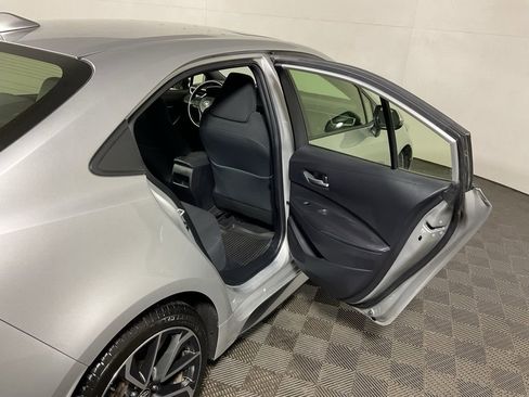 Used 2020 Toyota Corolla SE w/ SE Premium Package image 35