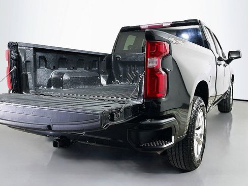 Used 2020 Chevrolet Silverado 1500 Custom w/ Custom Value Package AWD/4WD image 24