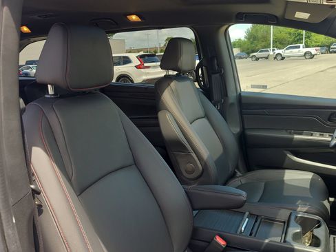 Certified 2023 Honda Odyssey Sport image 25