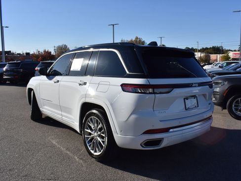 Used 2025 Jeep Grand Cherokee Summit image 7