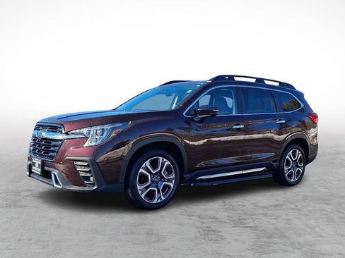 Used 2024 Subaru Ascent Touring image 3