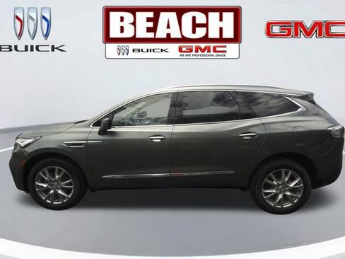 Used 2023 Buick Enclave Essence w/ Experience Buick Package FWD image 6