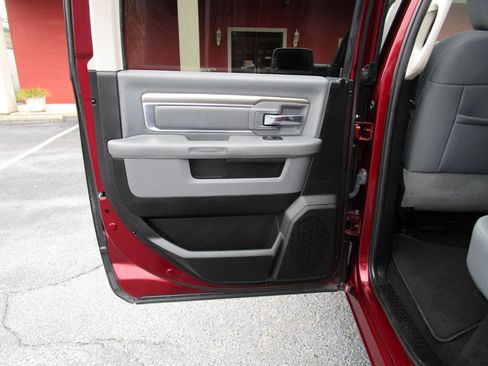 Used 2019 RAM 1500 Lone Star image 21