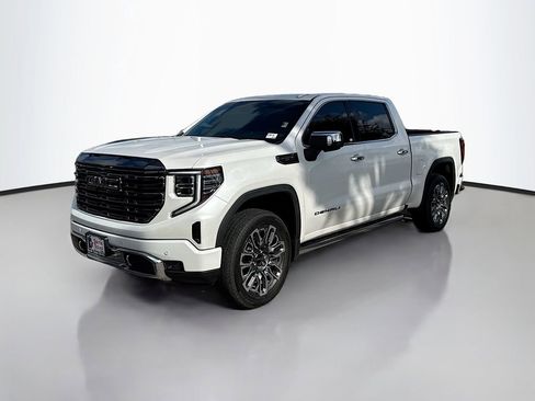 Used 2023 GMC Sierra 1500 Denali Ultimate image 3